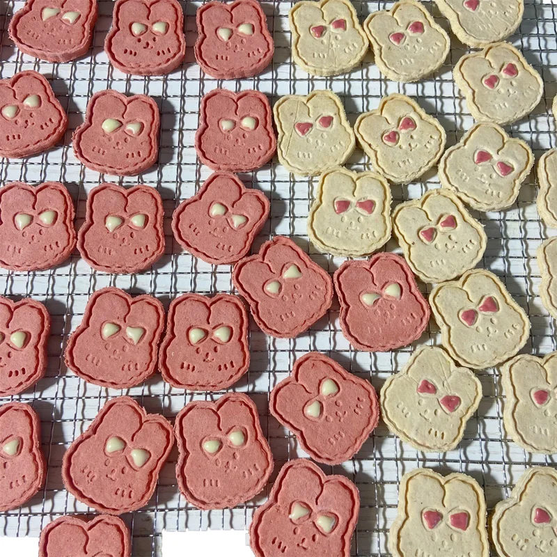Hot Selling Products Christmas Cookie Hand Made Cute Natural Healthy Cat Dog Training Food Biscuits Pet Treats Snacks