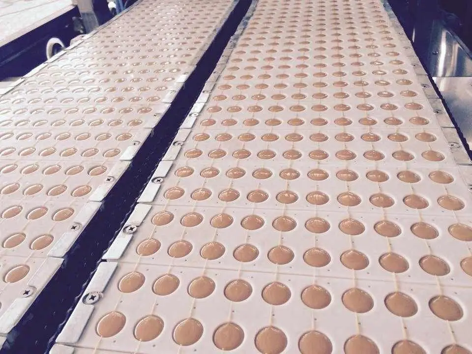 small eclairs candy making machine