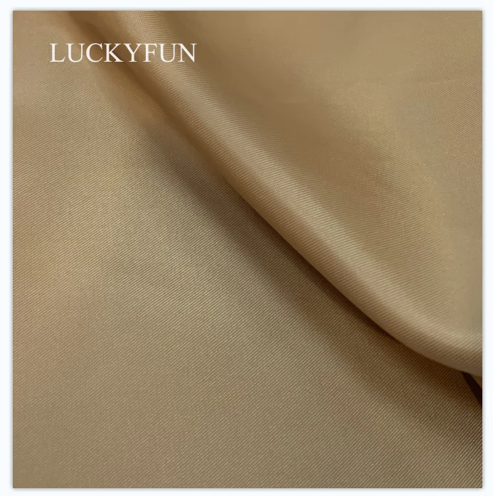 polyester fabric Soft and comfortable  use for making  lining  coat