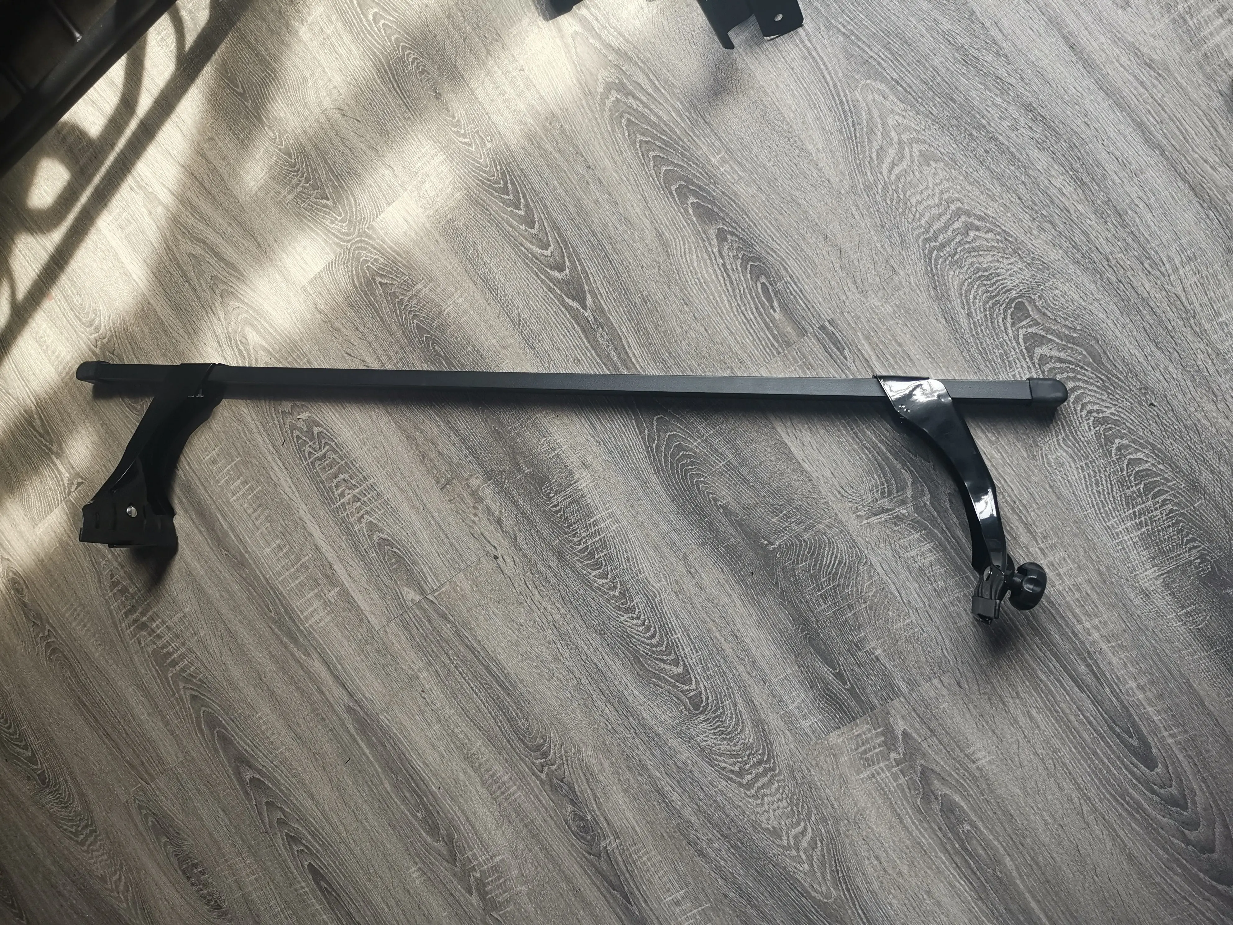 YH-A-020 High Quality Iron Universal Roof Rack Luggage Rack Roof Bar Cross Bar For Rain Trough Rain Gutter With High Brackets