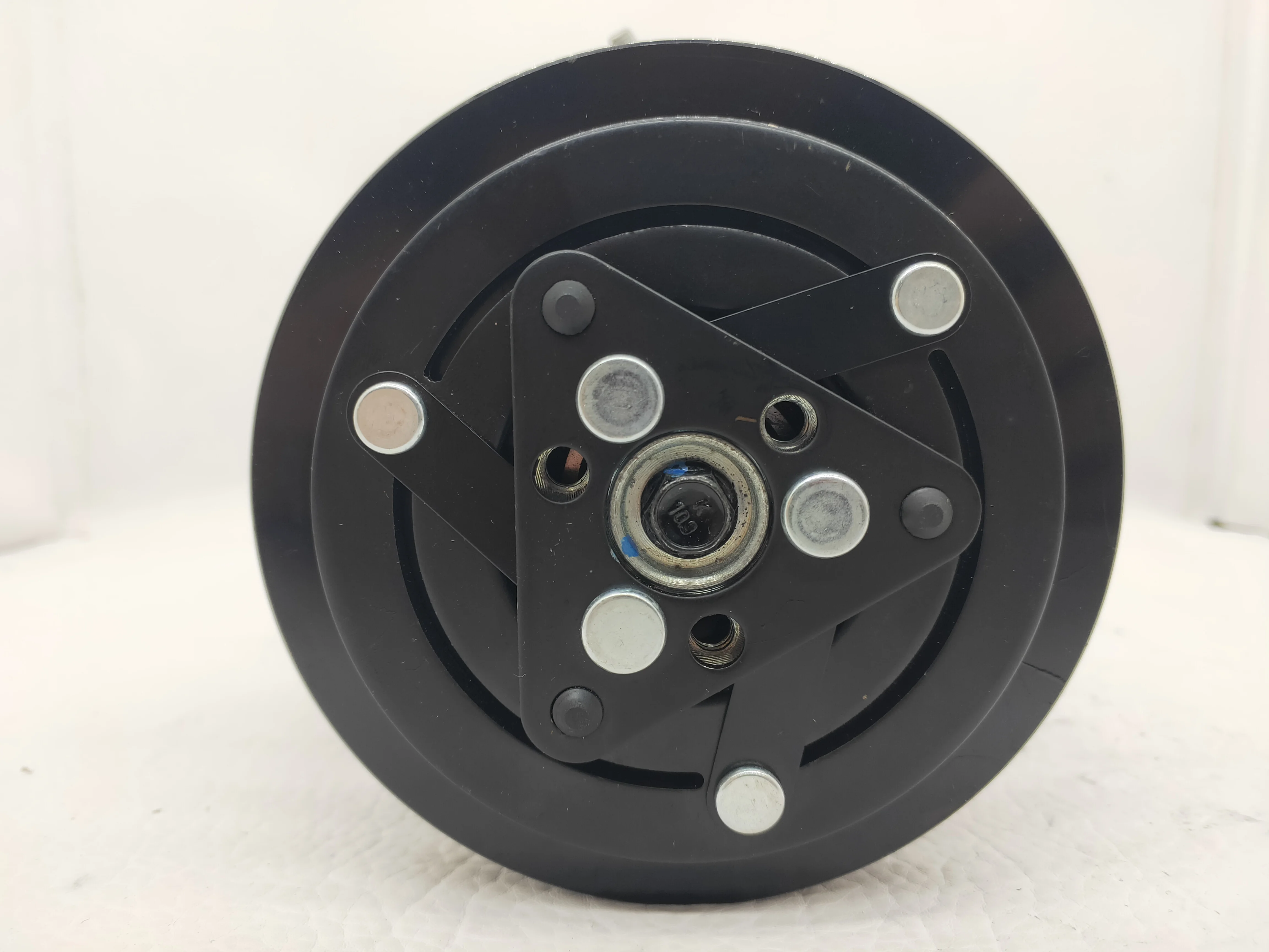 A4366 Auto air compressor for Lovol Excavator 24V auto air conditioning parts