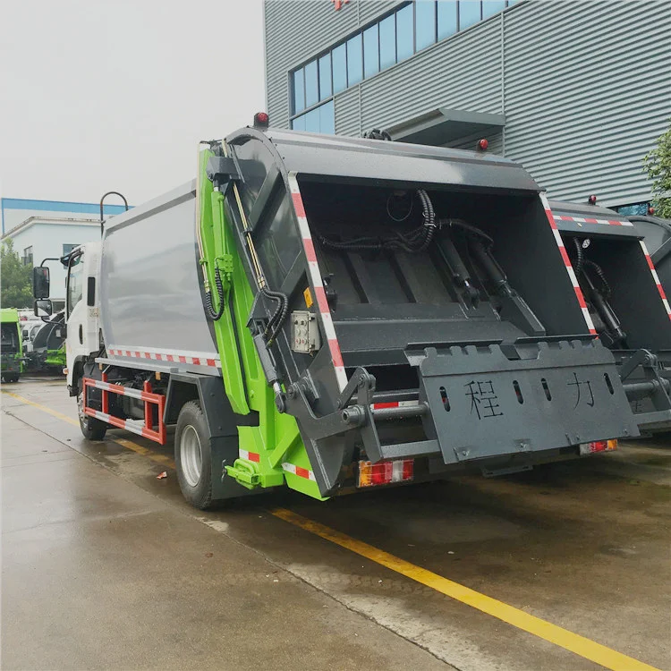 Японский Грузовик Isuzu KV600 7000 литров для сбора мусора