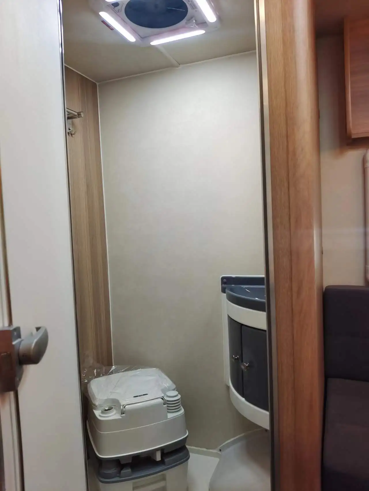 factory hot sales rv caravans   travel  trailer camper trailer