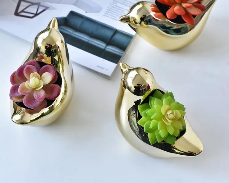 Amazon Hot sale electroplated gold ceramic cute cartoon animal bird fleshy home gardening office desk decoration pot