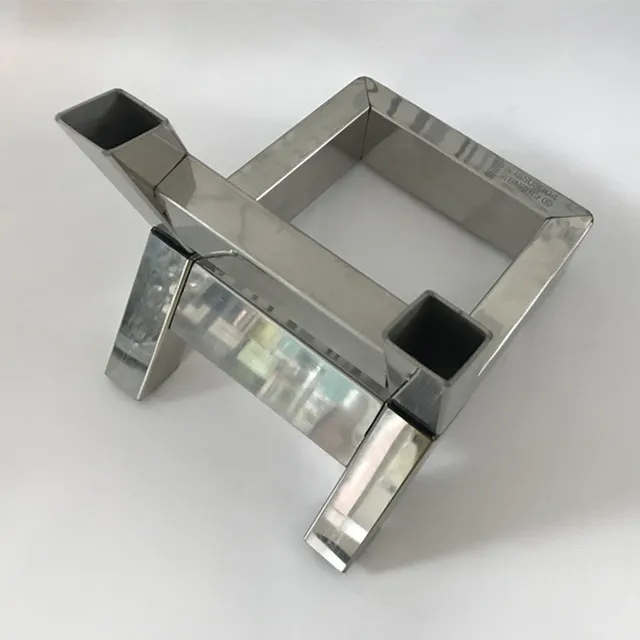 Лидер продаж автоматическая Металлическая Трубка Волокно лазерной резки сделано в Китае машина с bundle