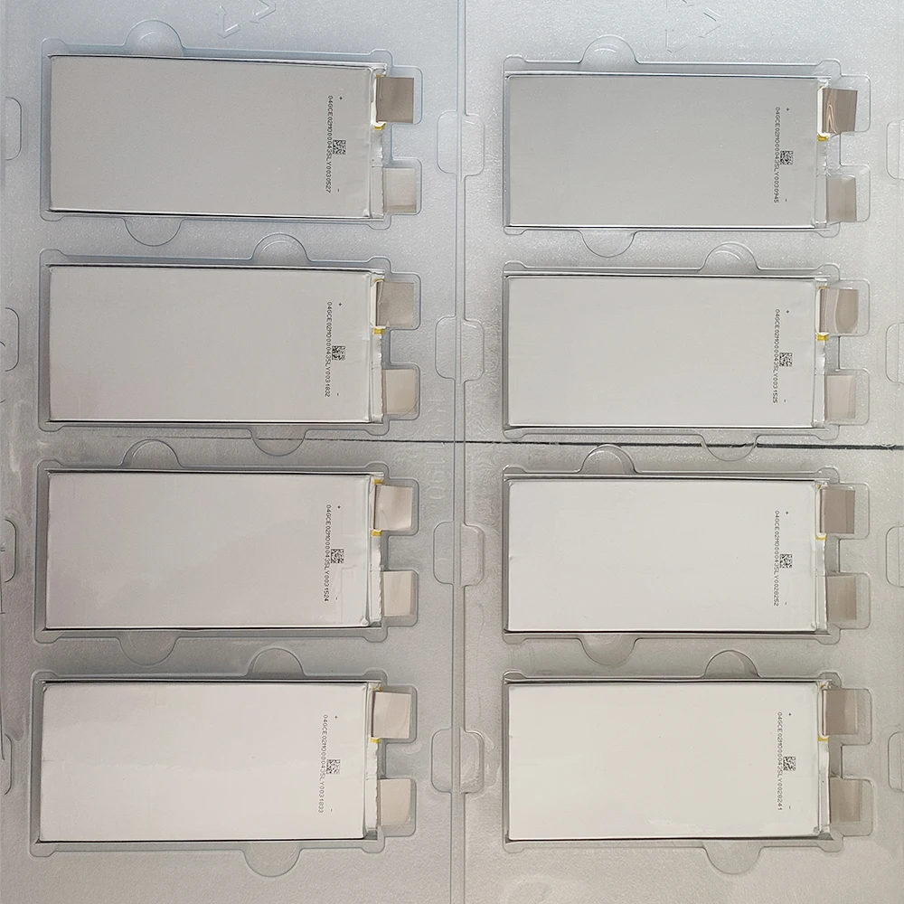 Solid State Graphene High Energy Density Lipo Battery Cell 3.7V 16Ah 22Ah 27Ah 30Ah 32Ah 67Ah 74Ah 108Ah 10C Single Cell