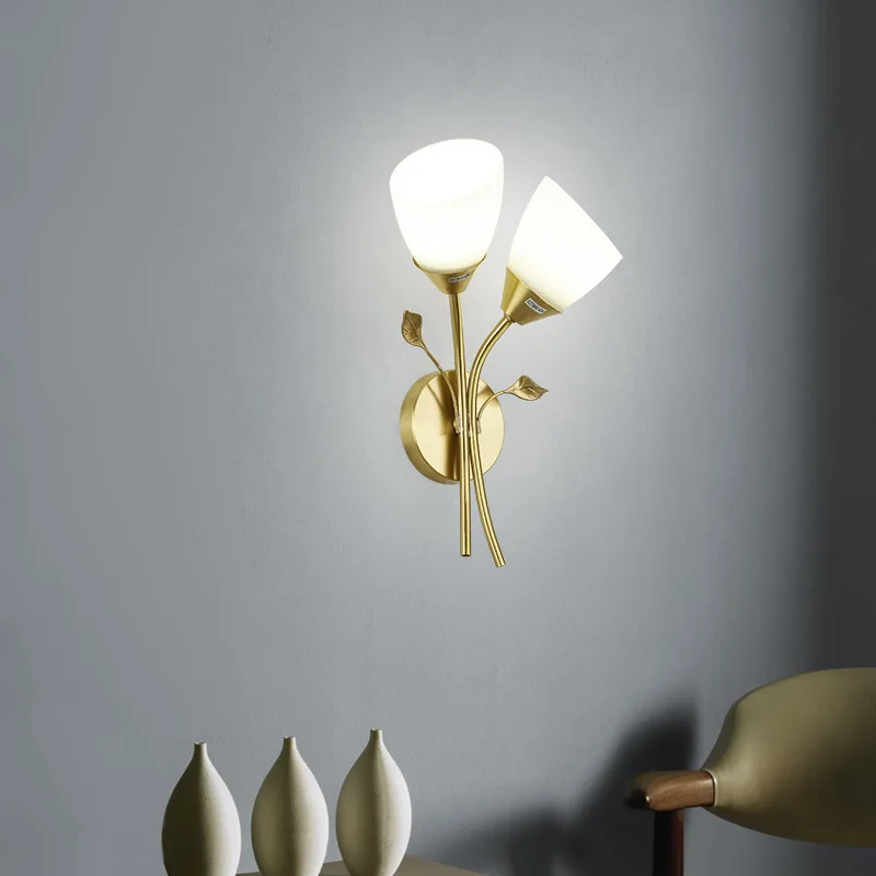 Art Deco Indoor Decorative Wall Light Gold White Glass Lampshade Wall Lamp Sconce for Home Living Room