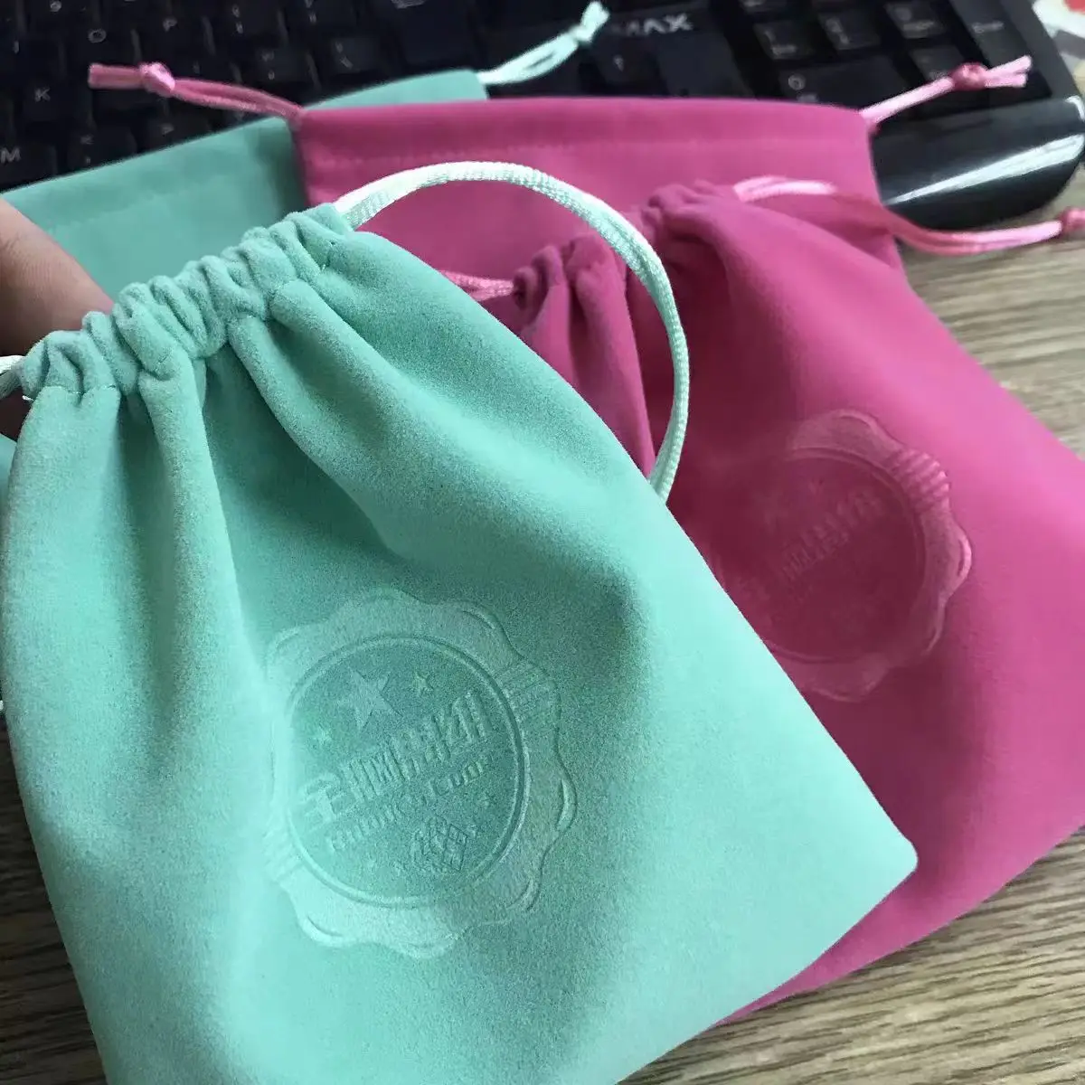 Processing and customizing electronic product packaging with plush bags, dust-proof bag for small speakers