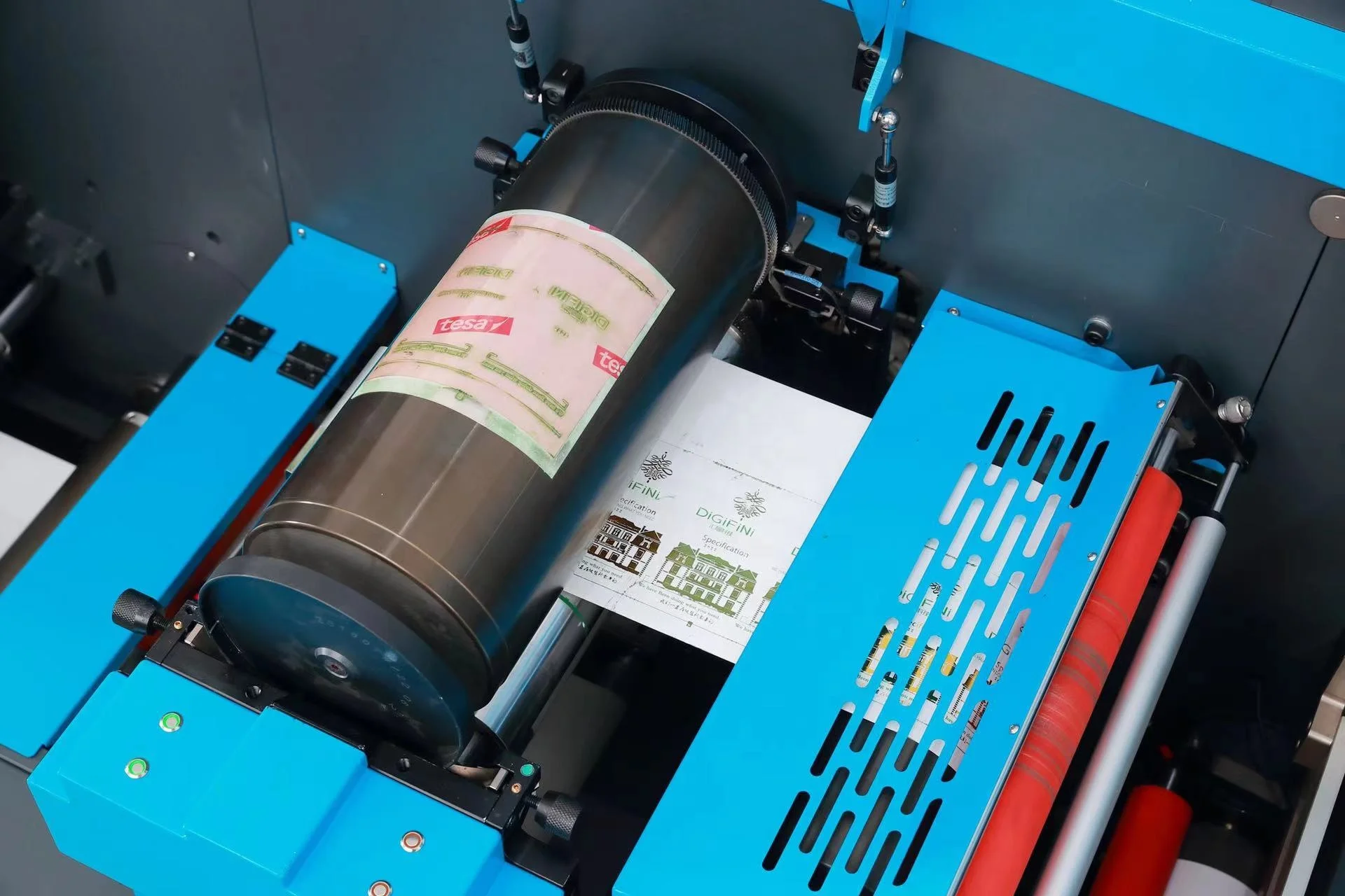 HONTEC MPX-350 Rotary die cutting with roll to roll for labels