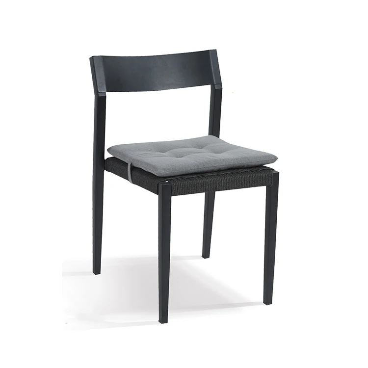 Modern Restaurant Comfortable Woven Bistro Rattan Chairs Black Patio Dining Rope Chair