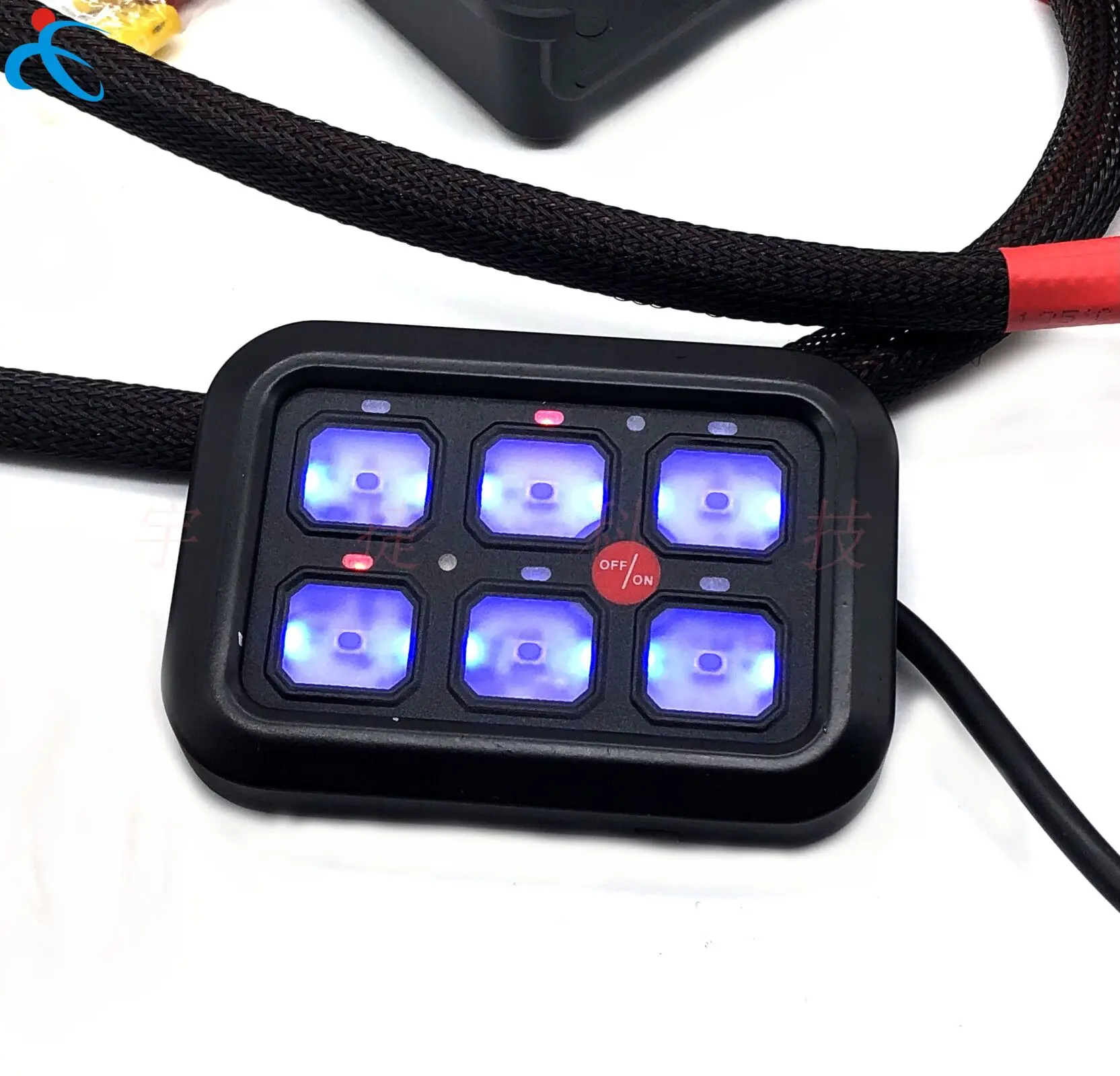 6 Gang Switch Panel Universal Circuit Control Relay System with Fuse Wiring Harness Automatic  ON-Off LED Switch Pod for Cars