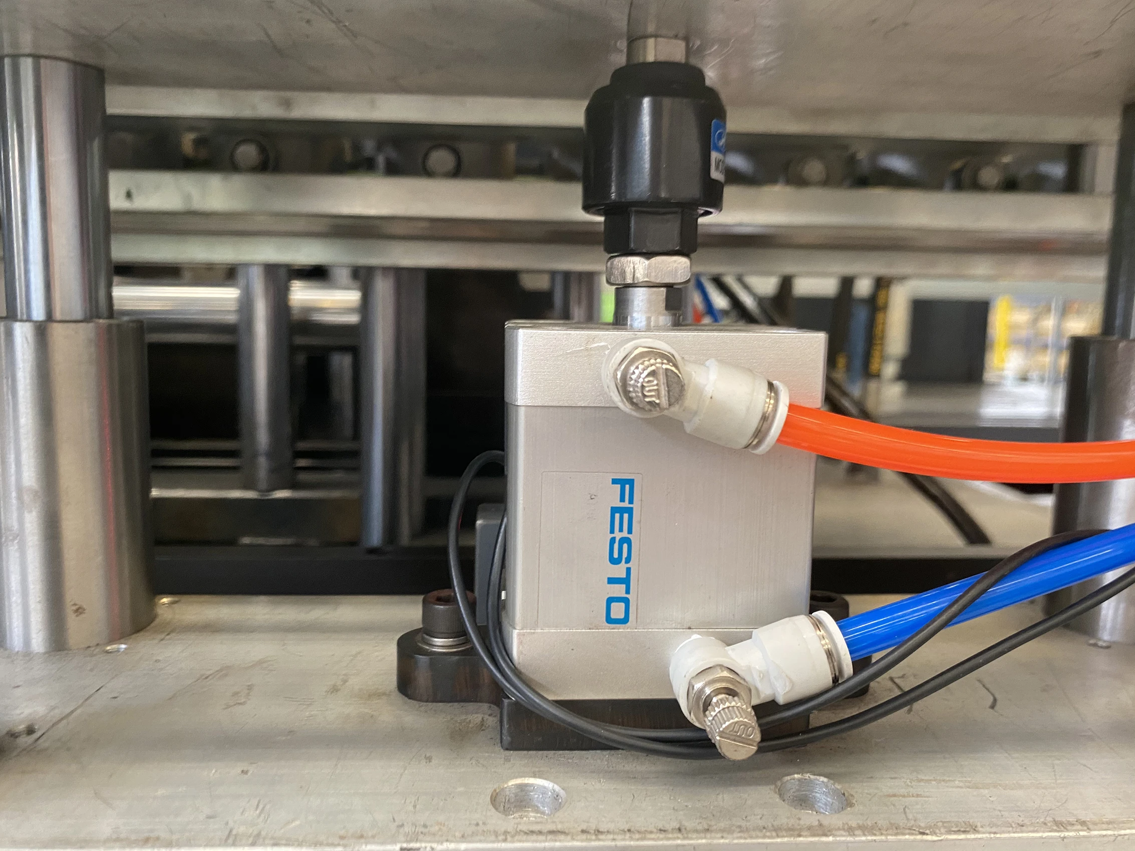 800ML 500ML  100ML plastic can making machine fully automatic blow moulding machines