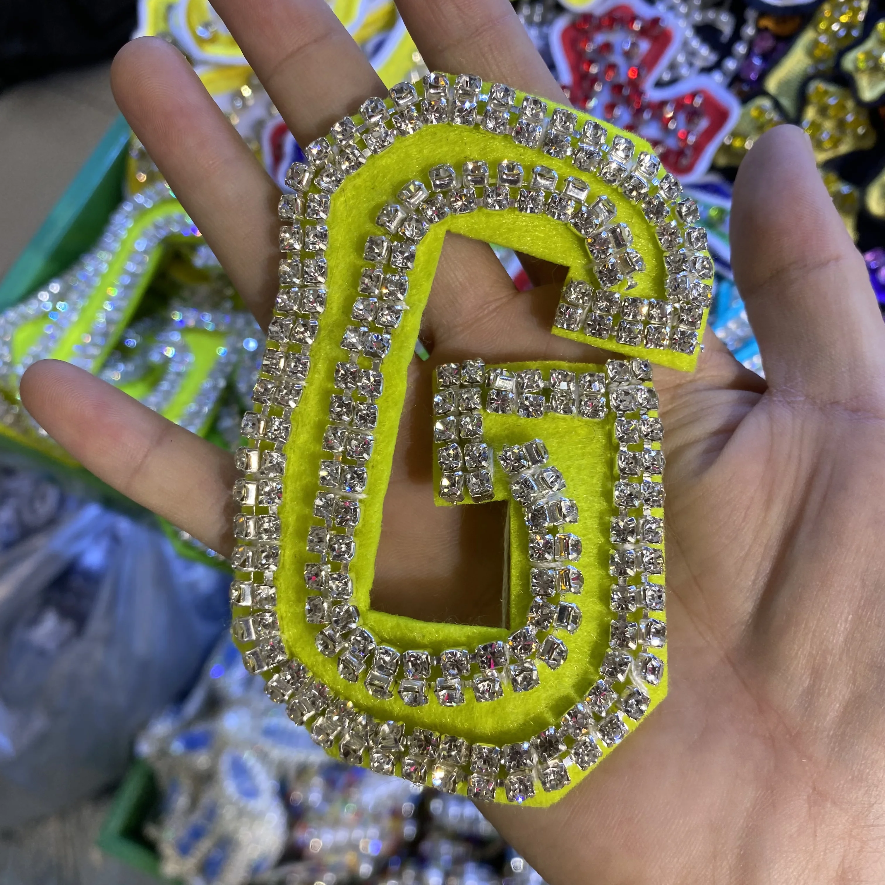 Famous brands patch handmade badges appliques logo stock patches