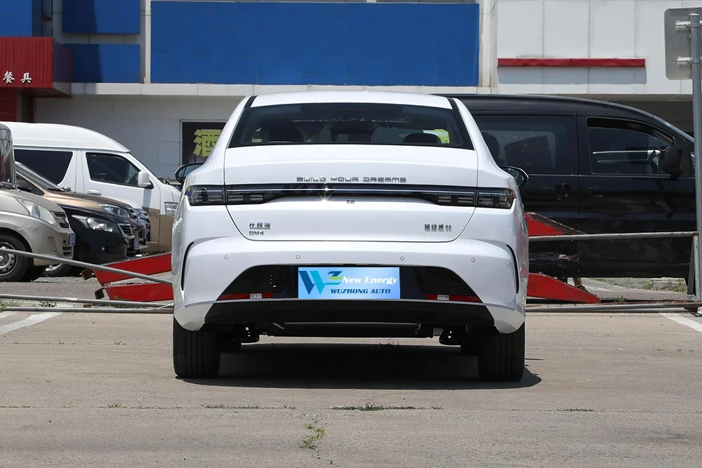2023 2024 High Quality BYD chazor flagship PHEV DM-i Hybrid Electric Car 120KM Destroyer 05 New Energy Vehicles prepayment