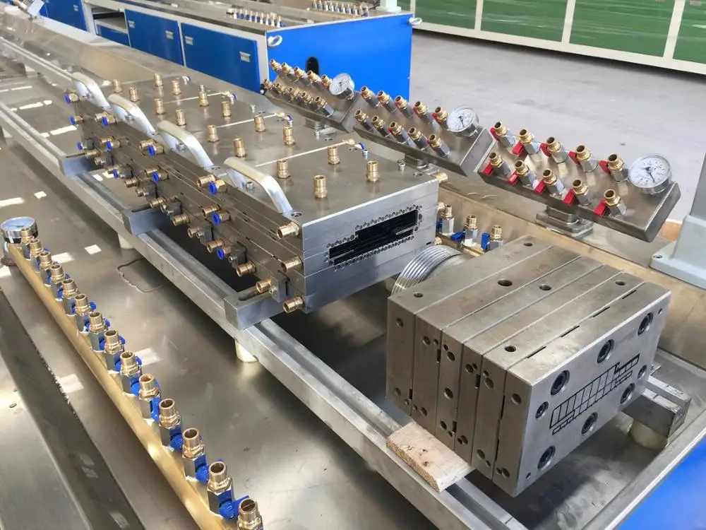 PVC WPC concrete window and door profile extrusion mold