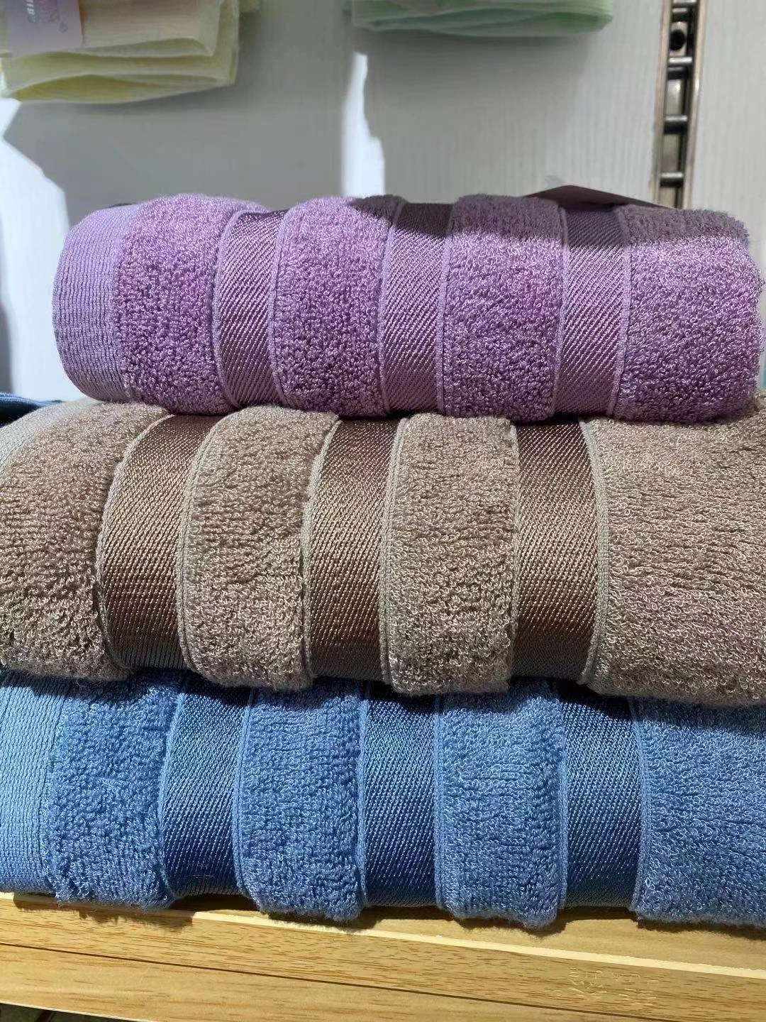 100% Cotton Yarn Dyed Jacquard Hand Towel