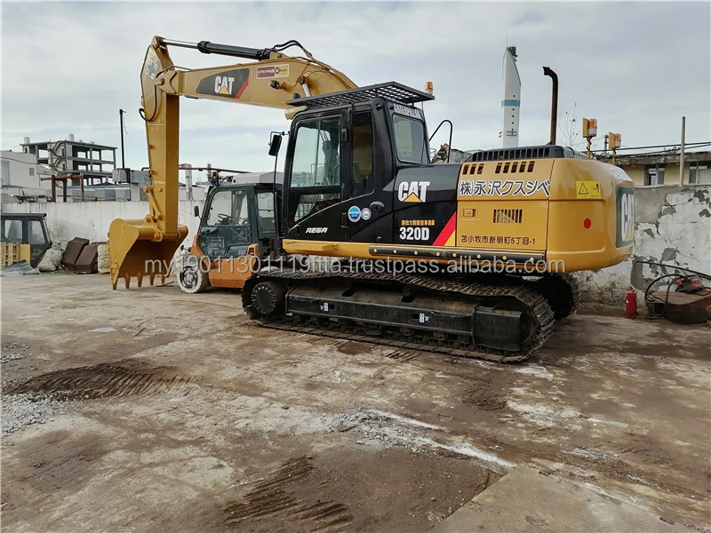 CAT 320D  (3).jpg