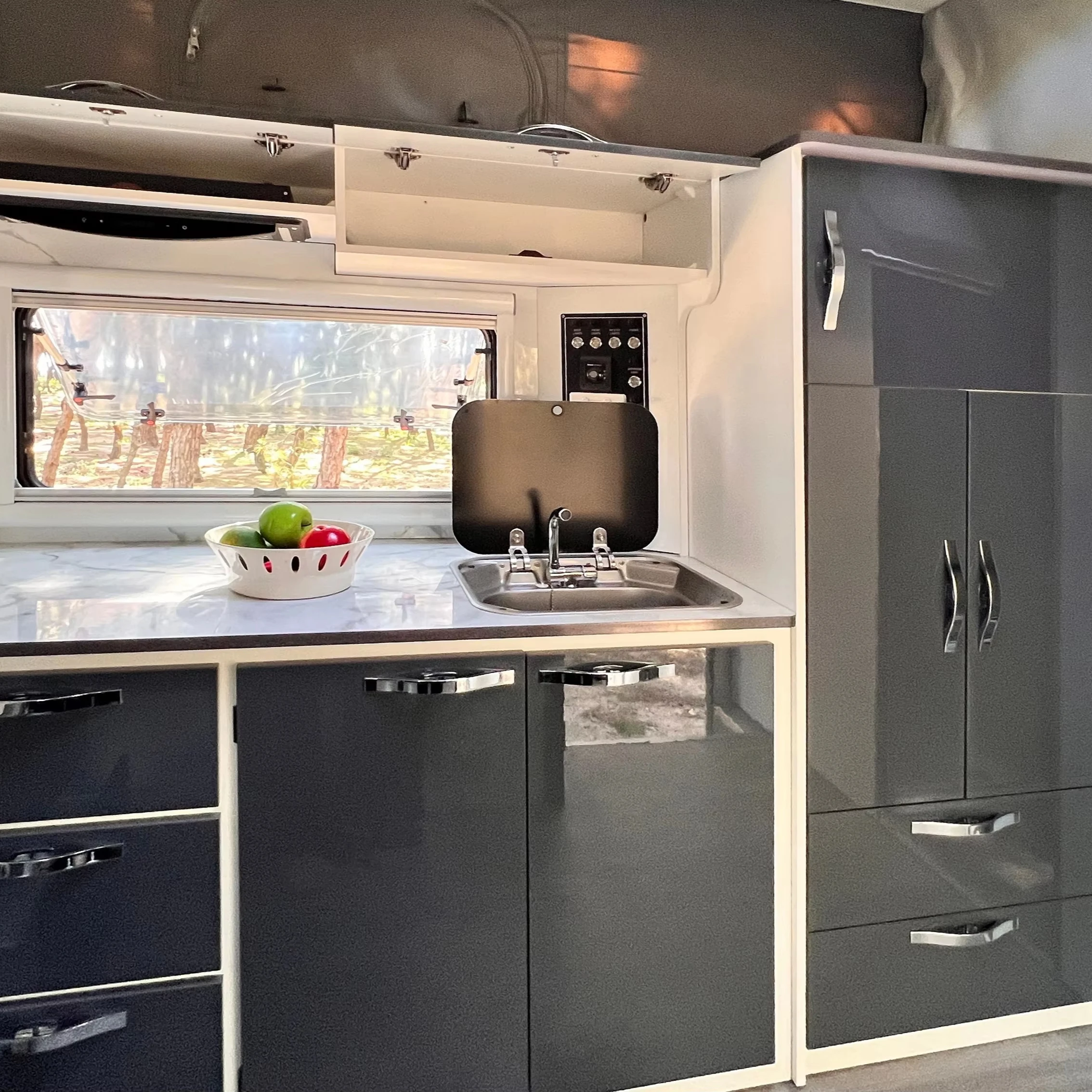 LONGHE Best Selling Travel Trailers Camper Trailer Residential Trailers Campers From China