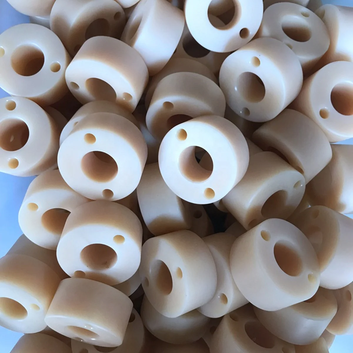 MC wear resistant nylon reinforced PA wheel plastic wheel PA66 injection molded nylon wheel