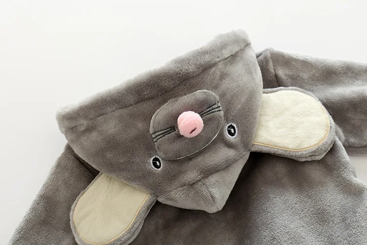 High quality children cartoon mouse hooded robes kids soft flannel fleece animal nightgown sleeping gown baby bathrobe