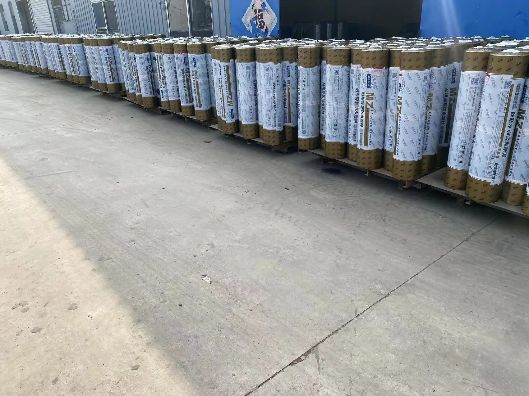 UV Resistance SBS Anti-Root Puncture Resistance Bitumen Waterproofing Membrane For Roof Waterproofing