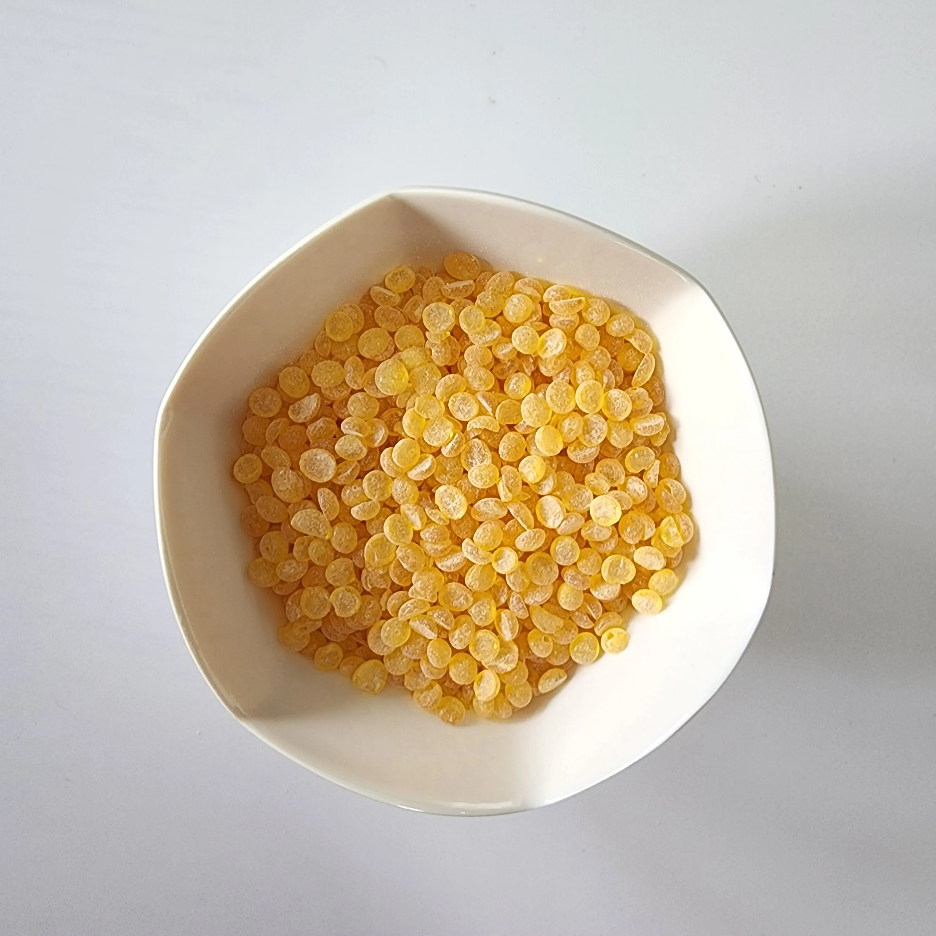 Natural synthetic rosin resin, yellow pine fragrance