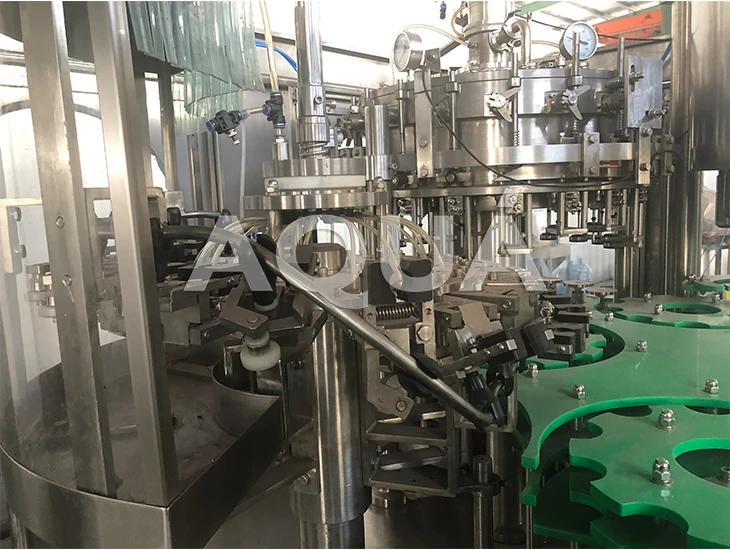 Automatic Small Beer Canning Machine / Beer Can Filling Sealing Machine