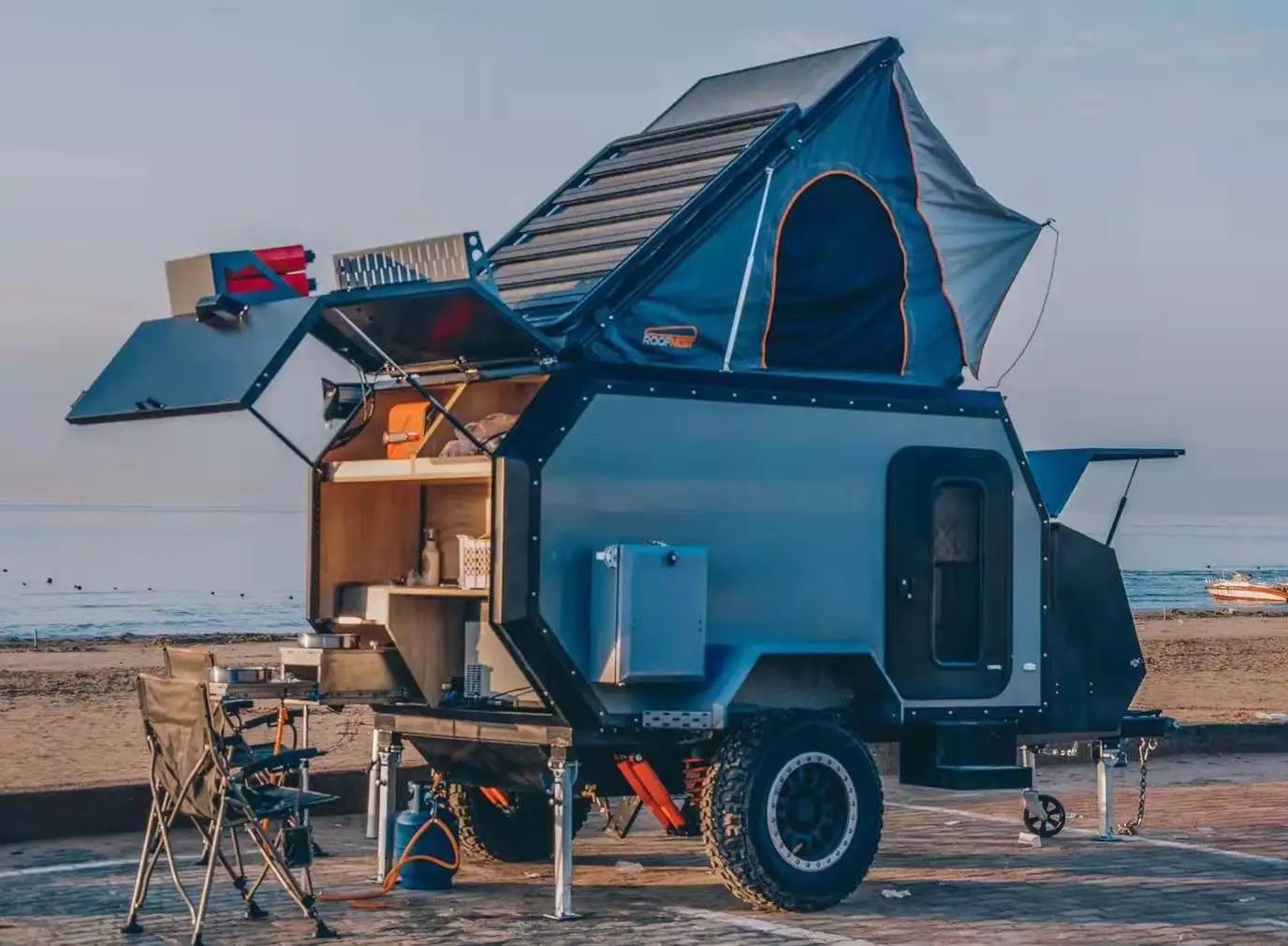 Hot selling family travel trailer caravan camping trailer caravans for sale OEM off road caravan australia