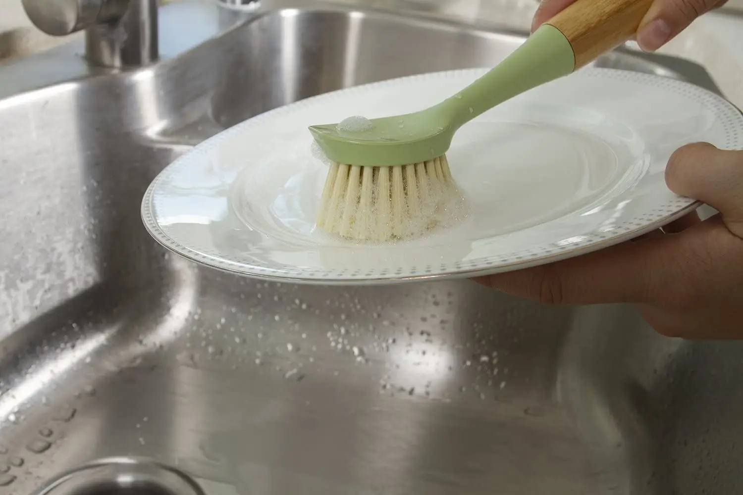 Long Handle Brush Dish Scrubber with Built-In Food Scraper Bamboo Dish Brush Pan Pot Dish Sink Brush