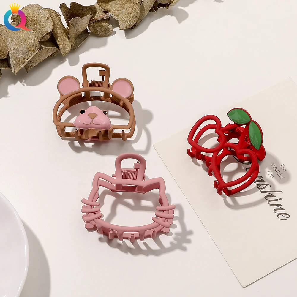 QIYUE Korea INS Sweet Cute Metal Cat Bear Cherry Hair Claw Clip For Youth Girl Metal Hair Decoration For Women