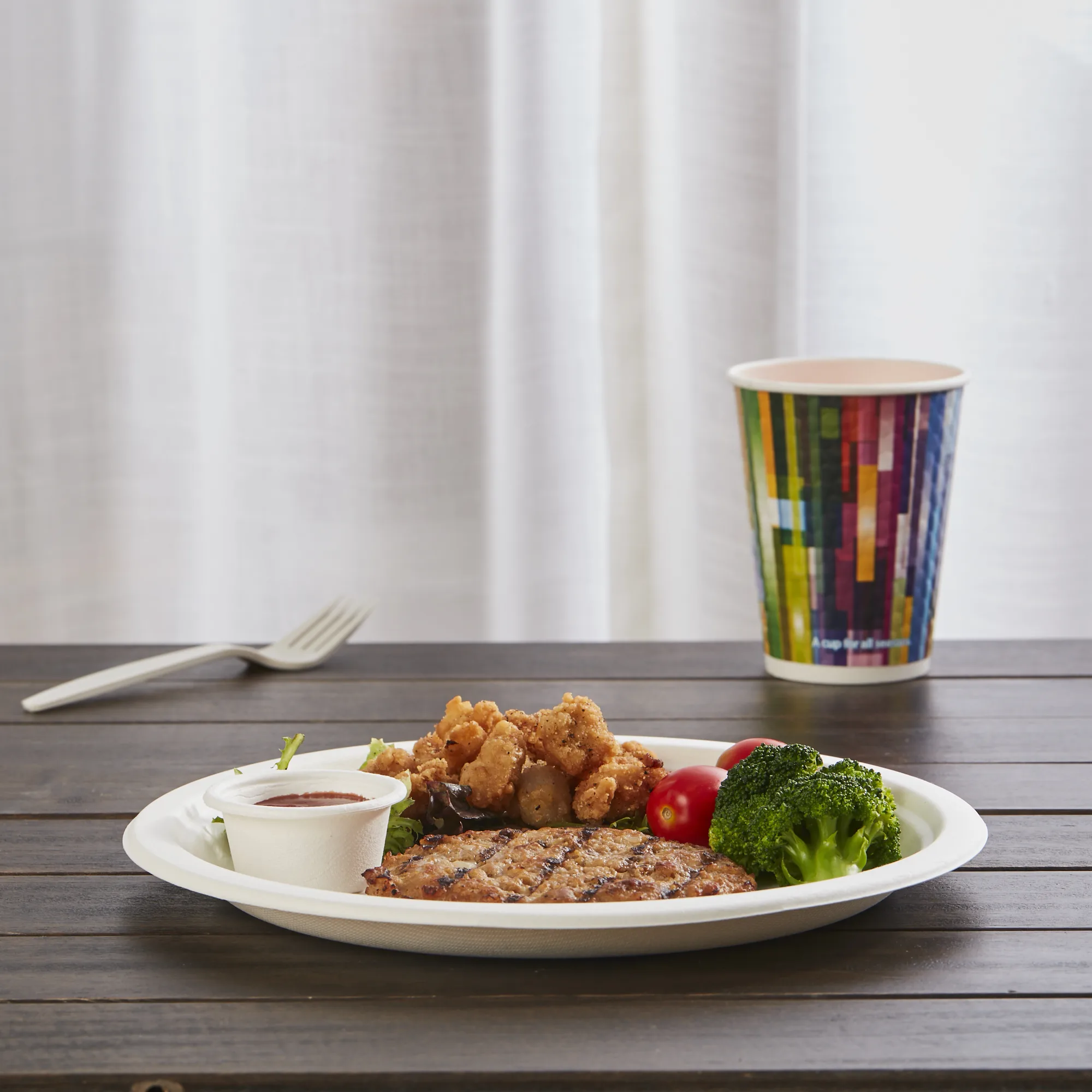 PFAS-free   Big Round Paper Compostable Paper  Custom Paper Plates Disposable