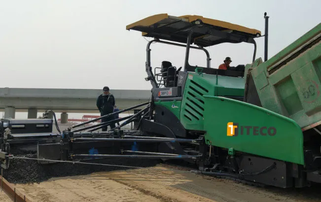 TITECO 4.5m Small Mini Road Machine Asphalt Paver