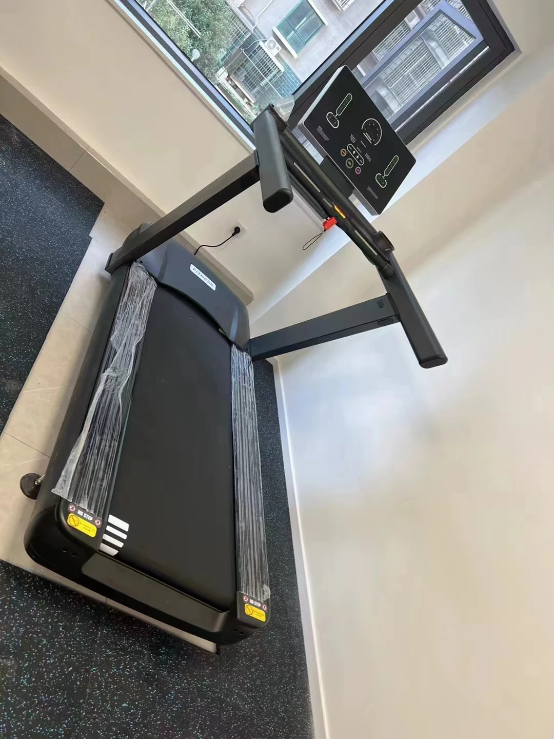 2023 новейшее оборудование для фитнеса хорошее качество спортивное тяжелого тренажерного зала Коммерческие тренажеры беговой дорожки