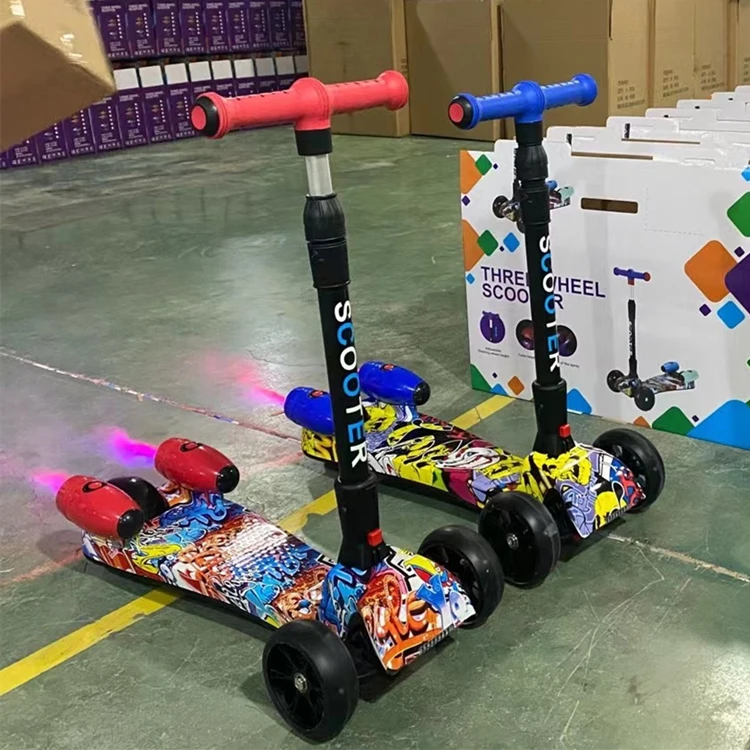 Wholesale Quality Folding 3 Wheel Adjustable Balance Electric Kids Kick Scooter Spray Scooters With Led Lights