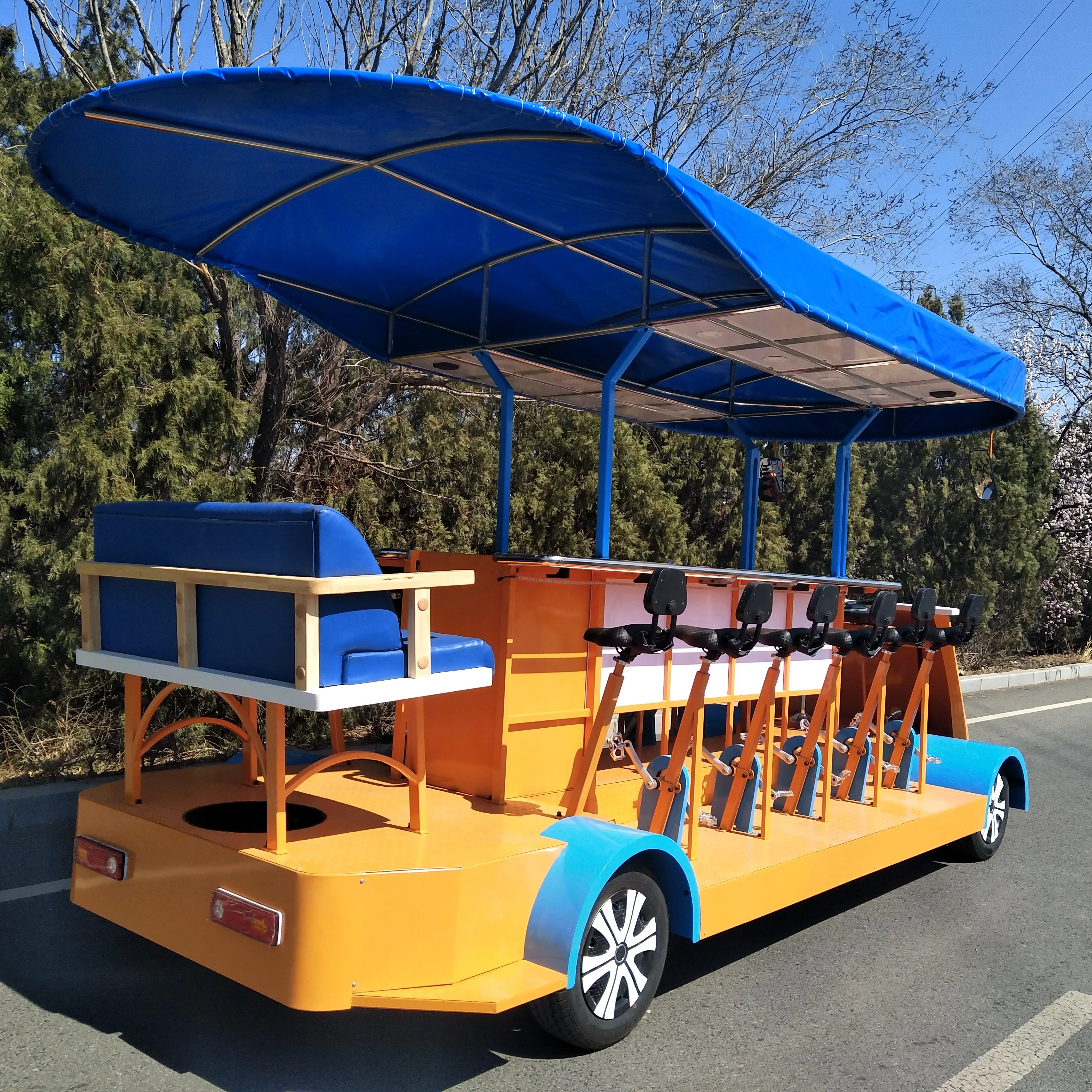CE DOT Approved Customized Beer Bike Sightseeing Car and Party Cart for Sightseeing Bus & Car