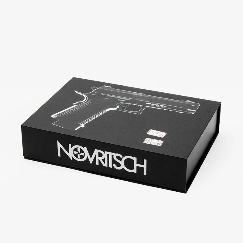 Low MOQ Luxury Magnetic Closure Flip Lid Paper Box Biodegradable Black Cardboard Toy Packaging Box Custom Printed Gift Box