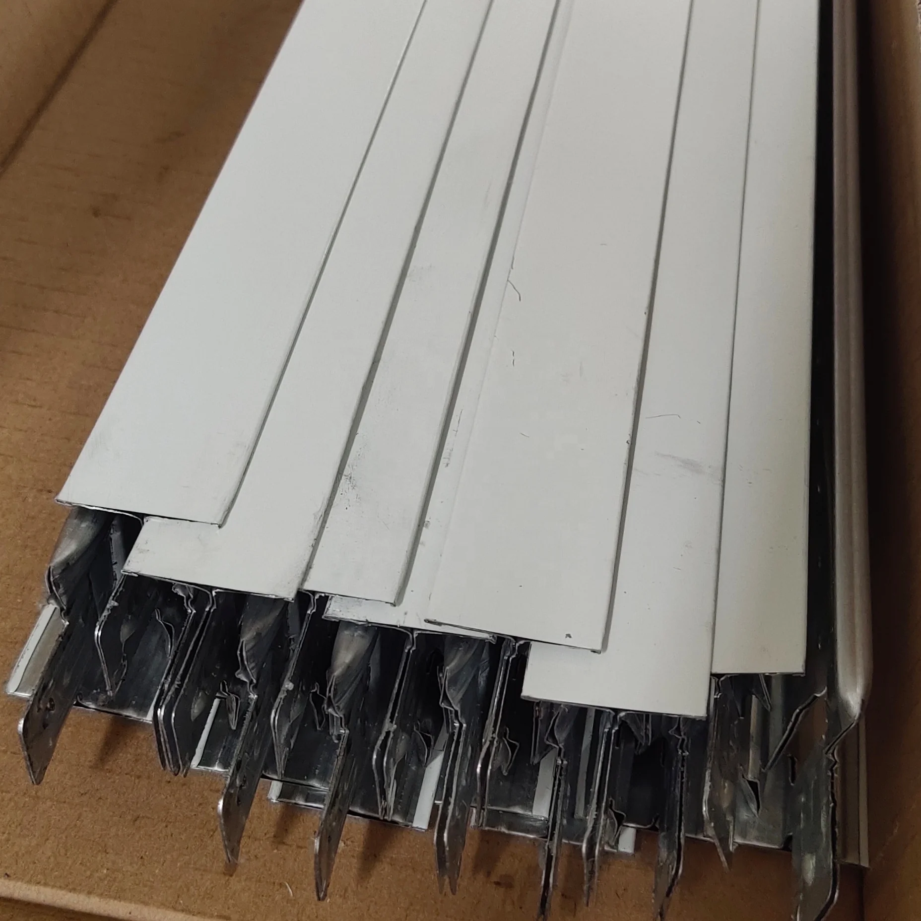 
Tee grid T bar suspended ceiling grid component for mineral fiber board ceiling ,PVC gypsum ceiling board 