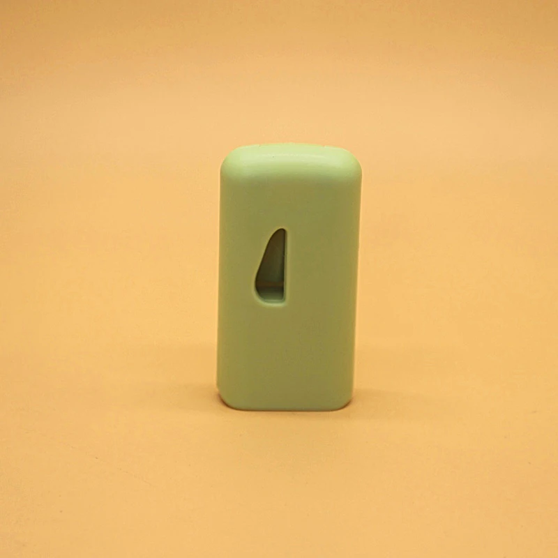 Wholesale Custom Logo hot sales small tablet breaker medicine film  pill organizer splitter portable pill crusher pill cutter