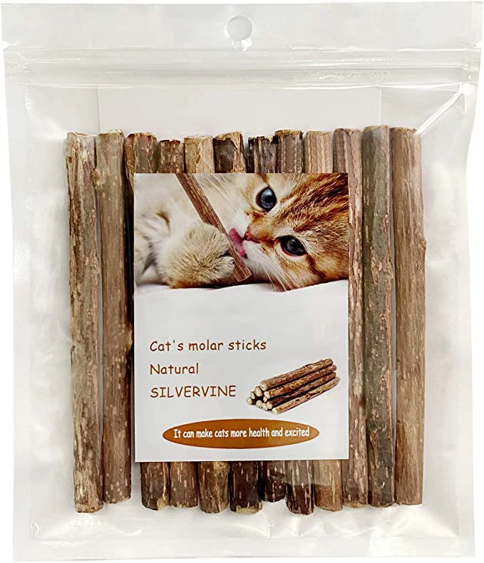 Hot-sales 12 pieces  Factory   Natural Wooden catnip Silvervine Sticks Matatabi Teeth Molar Cleaning Pet Chew Toys for cat