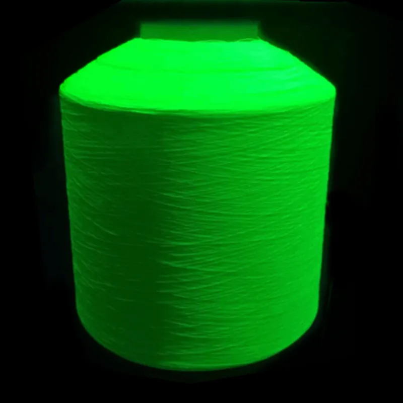 Store light energy Polyester 150D Beige color glow in the dark knitting yarn for glowing