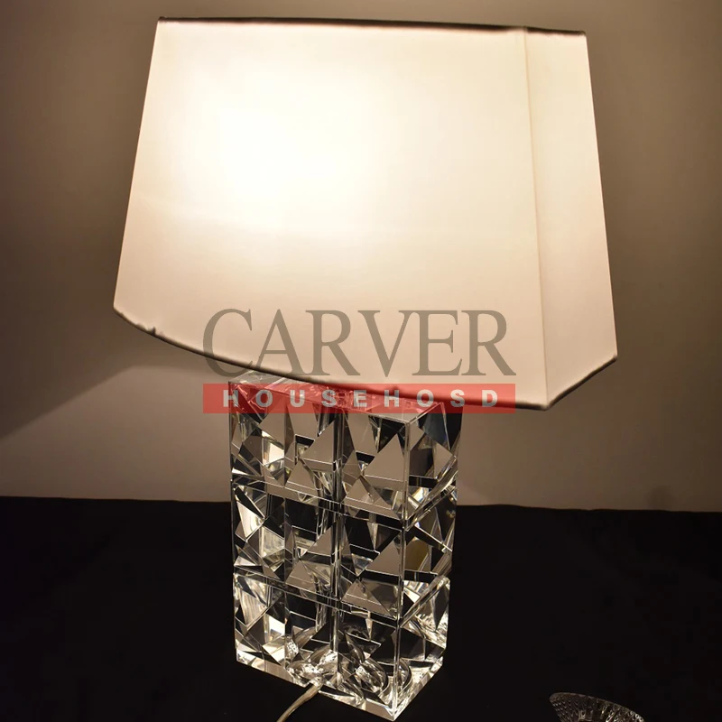 Modern style Simple fashion crystal table lamp for bed room High quality desk lamp for hotel