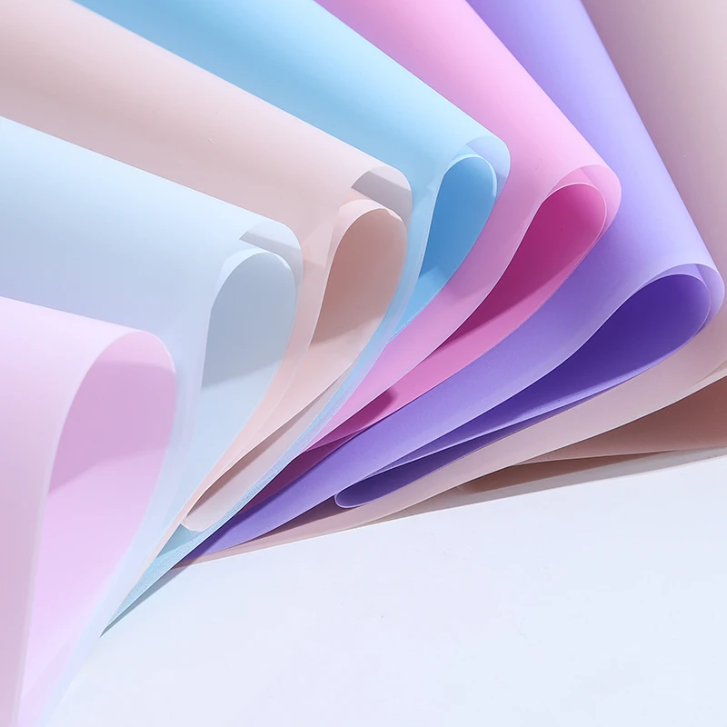 
2020 New design double side waterproof floral paper plastic wrapping film Flower wrapping paper for flower 