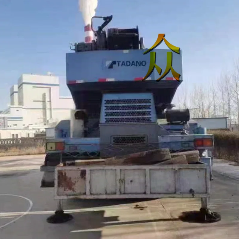 Подержанный грубый кран 35 тонн 50 Tadano TR500E использовал на складе.