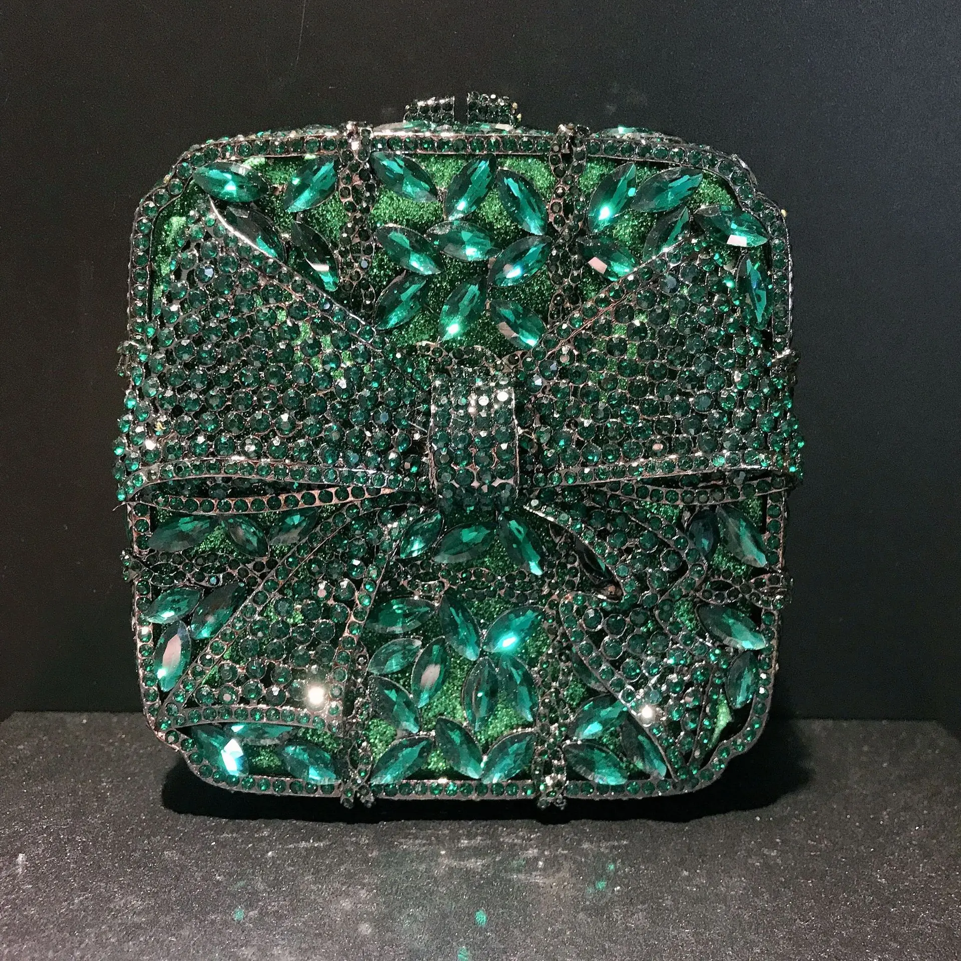 Crystal Begs Metal Chain Women Evening Box Bags Wedding Party Rhinestone Purse Handbags Clutch