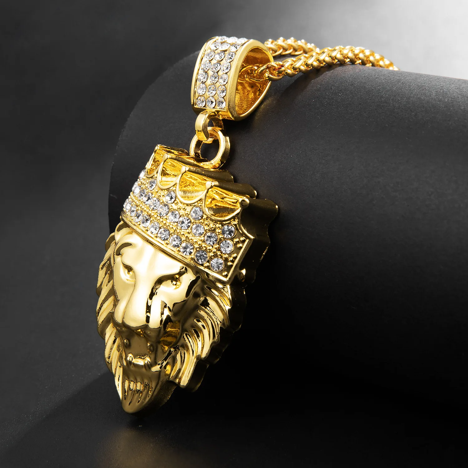 NEW Hip Hop Jewelry Iced Out Clear Rhinestones Curb Cuban Chain Crown Lion Head Pendant Necklace Gold Zinc Alloy for Men Women