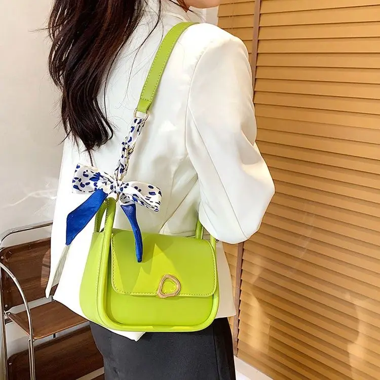 2023 Korean Fashion Ladies Hand Bags Handbag Bags Luxury Lock Handbag Women for Women Women Shoulder Sling Chain Purse Brands