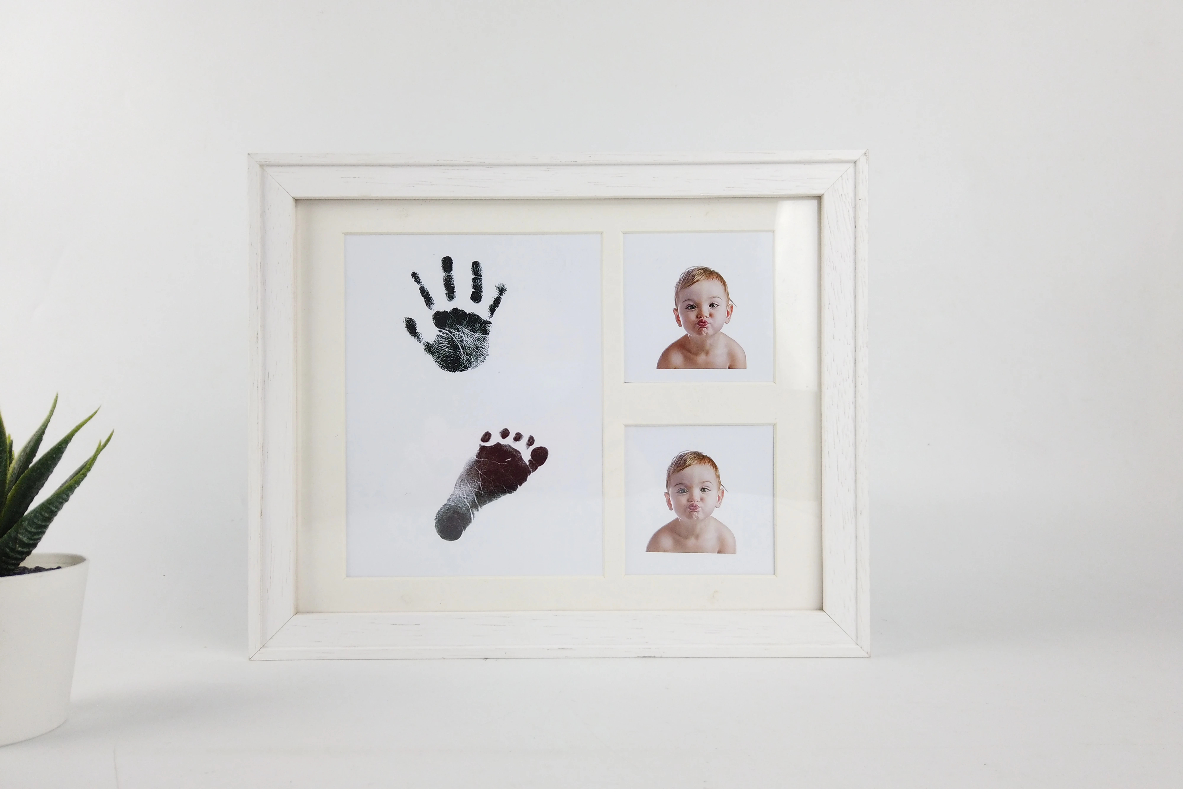Hand Foot print 12 Month Baby Photo Frame For baby handprint kit