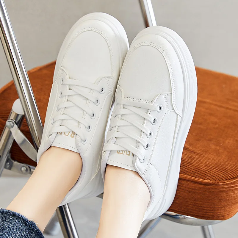 Thick soled small white shoes for women 2023 autumn new fashion white student round toe board shoes sports casual single shoes