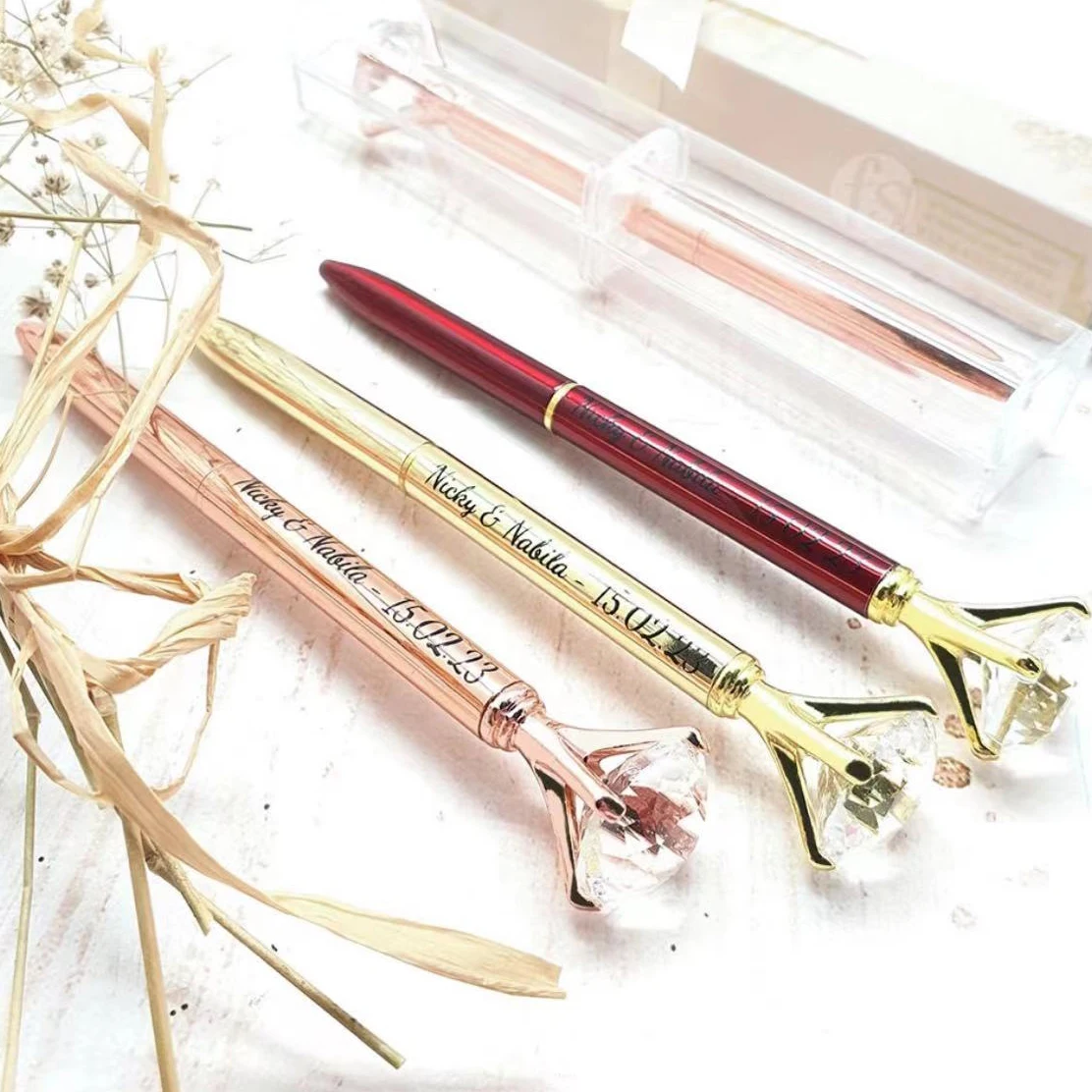 Personality Crystal Diamond Pen Bling Metal Ballpoint Pen Office And School Custom Logo Promotional Stationery Gift