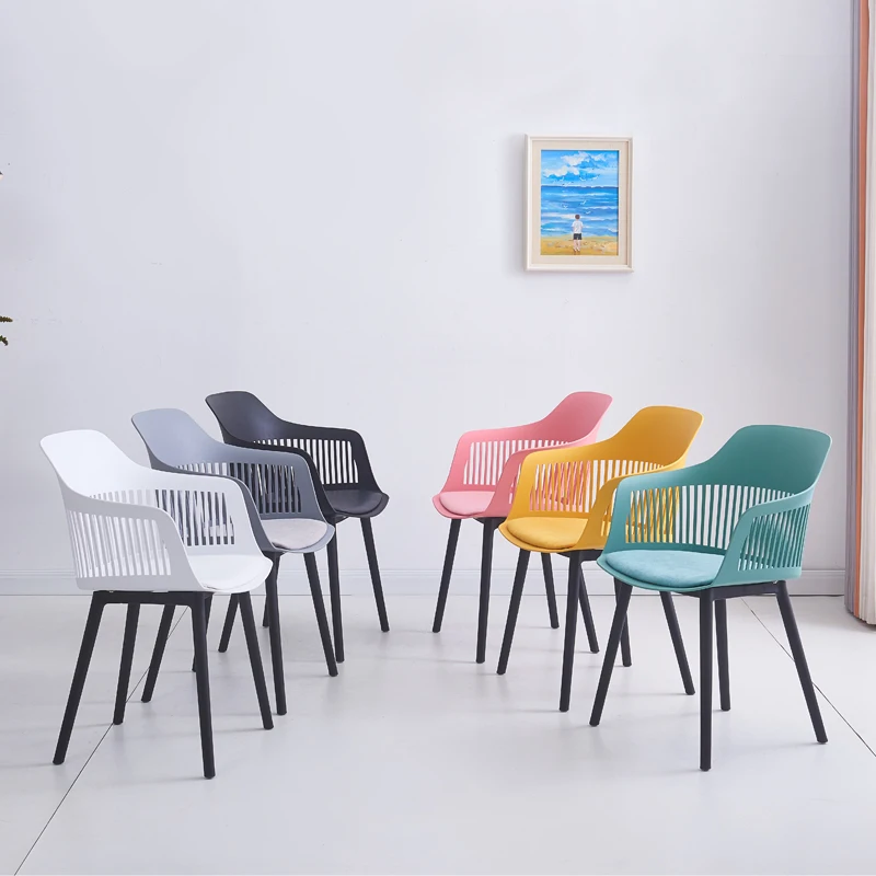 Cheap Wholesale Modern Design Coffee Shop Stackable Dine Dinning Room Dining Plastic Cafe Chair